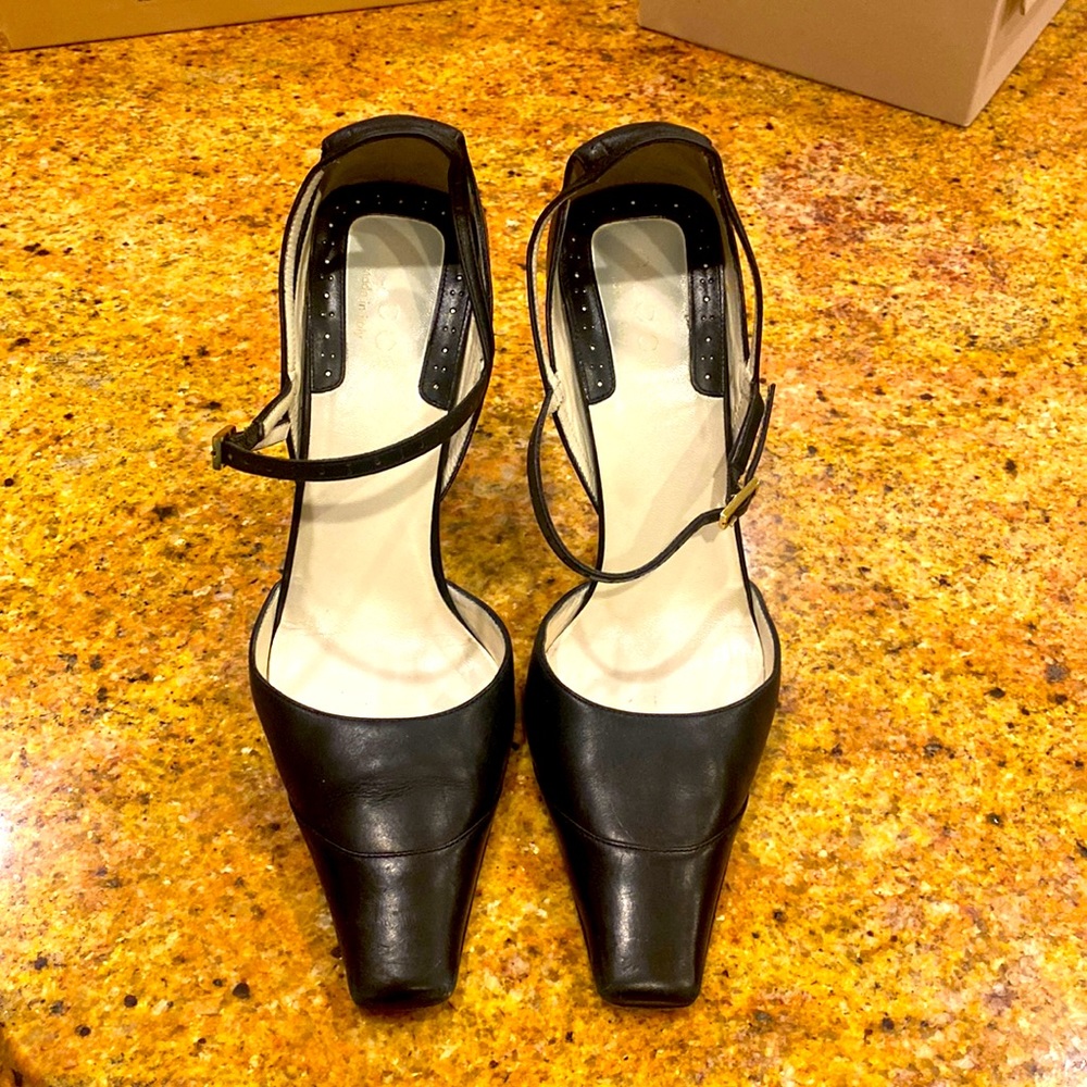 Gucchi Black Vintage heels